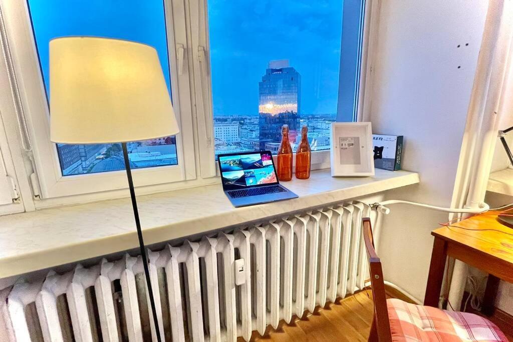 ワルシャワOrange Metro Fast Wifi 1Gbs Big Tv Hbo Appletvアパートメント エクステリア 写真
